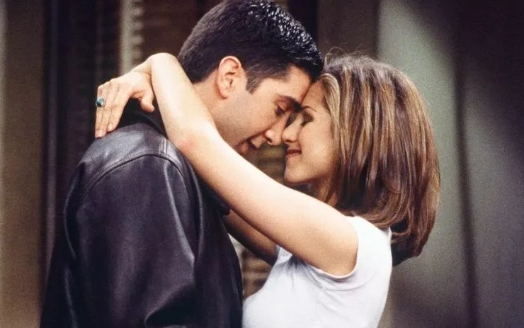 Jennifer Aniston e David Schwimmer revelam que se apaixonaram nos bastidores de ‘Friends’